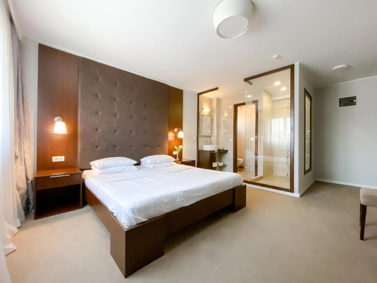 Luka De Luka Suites Belgrád Kültér fotó