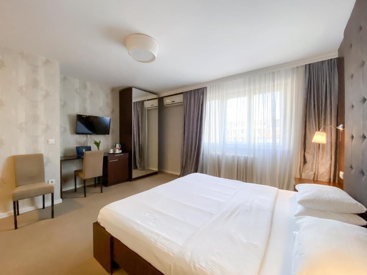 Luka De Luka Suites Belgrád Kültér fotó