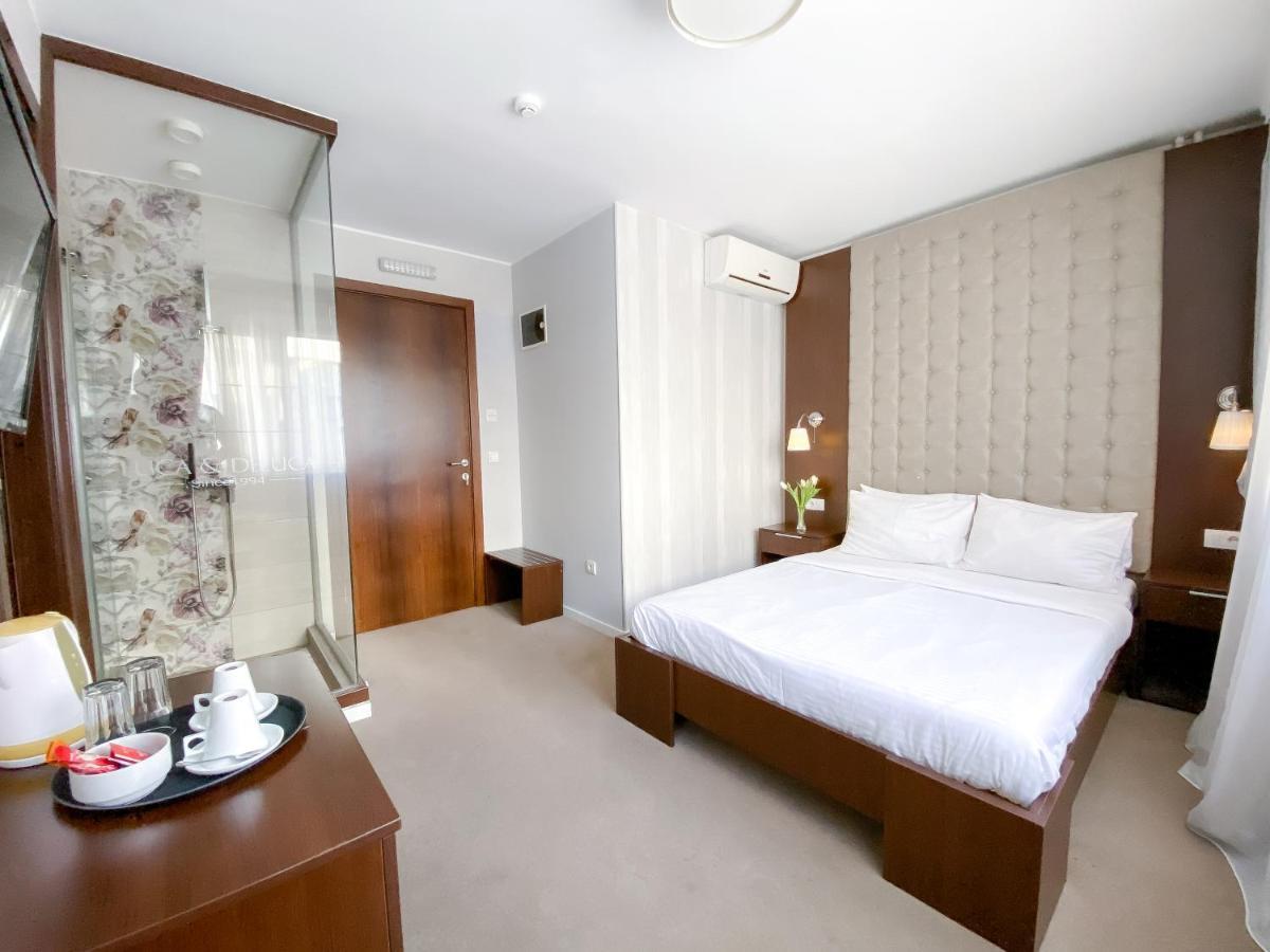 Luka De Luka Suites Belgrád Kültér fotó